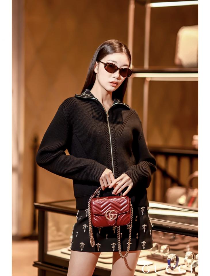 designer,replica,clothing,fake,1:1,lv,luxury,high quality Gucci new lapel zipper cardigan designer,replica,clothing,fake,1:1,lv,luxury,high quality Gucci new lapel zipper cardigan