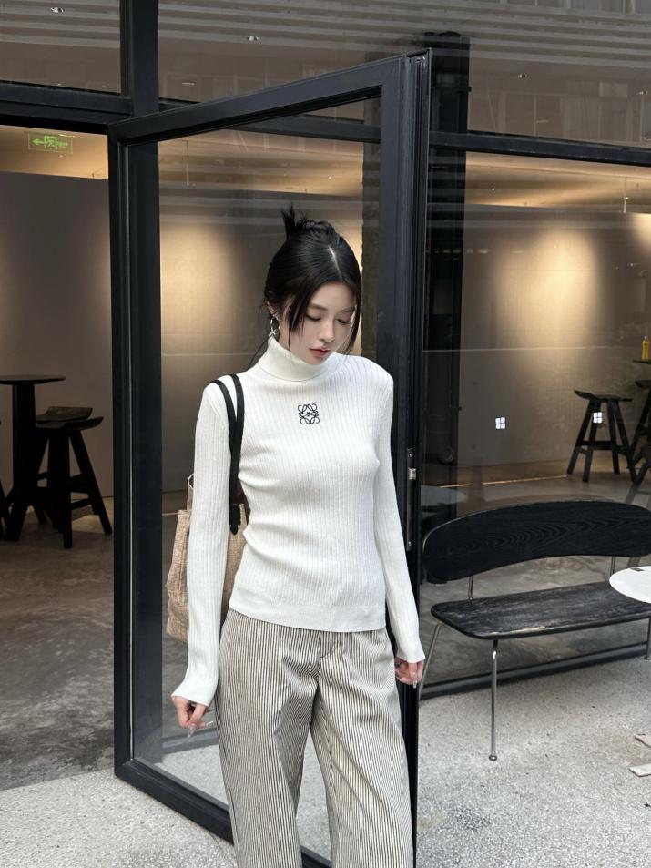designer,replica,clothing,fake,1:1,lv,luxury,high quality Loewe classic knitted wool sweater designer,replica,clothing,fake,1:1,lv,luxury,high quality Loewe classic knitted wool sweater