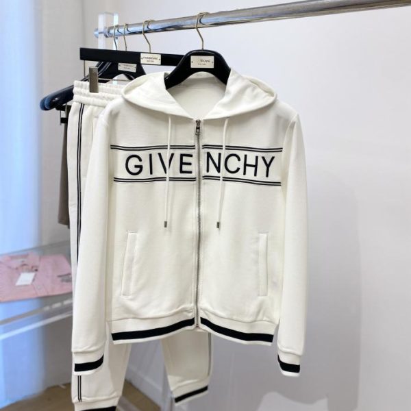 designer,replica,clothing,fake,1:1,lv,luxury,high quality Givenchy’s latest stylish casual suits