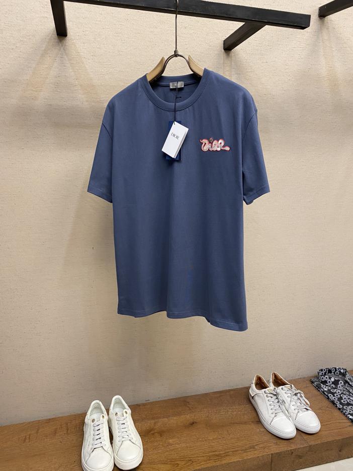 designer,replica,clothing,fake,1:1,lv,luxury,high quality Dior 25SS embroidered letters fashionable short sleeves for men and women (7F76) designer,replica,clothing,fake,1:1,lv,luxury,high quality Dior 25SS embroidered letters fashionable short sleeves for men and women (7F76)