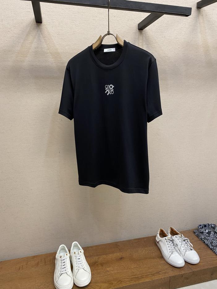 designer,replica,clothing,fake,1:1,lv,luxury,high quality Loewe 25ss new embroidered logo short sleeves (5F9A) designer,replica,clothing,fake,1:1,lv,luxury,high quality Loewe 25ss new embroidered logo short sleeves (5F9A)