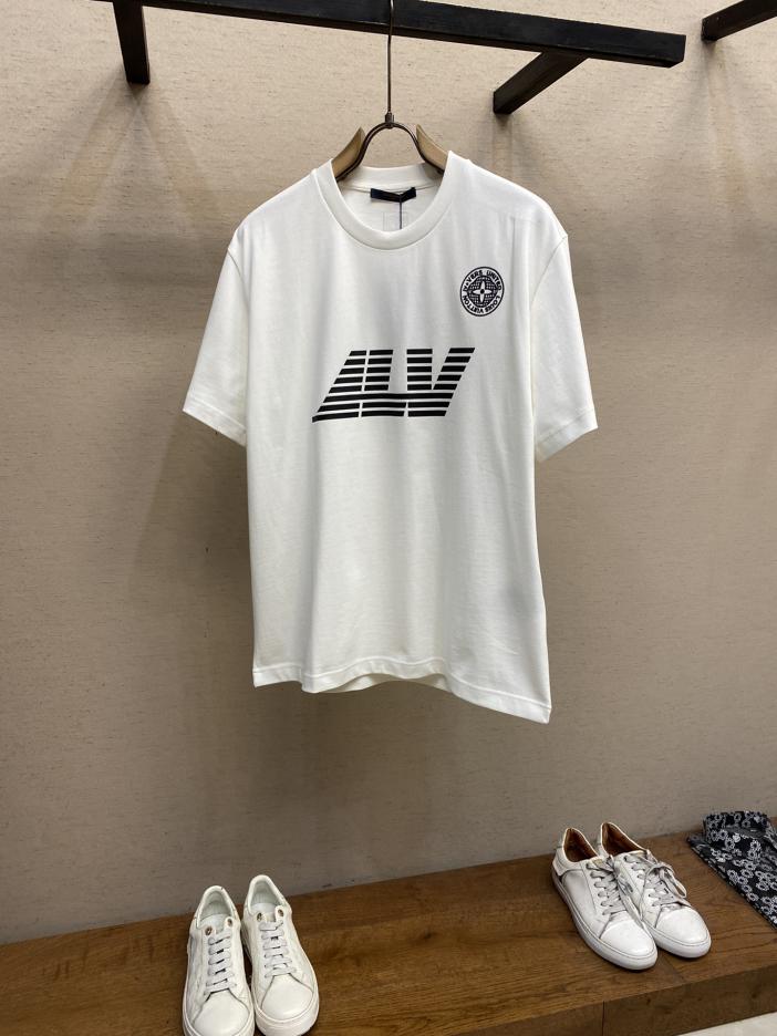 designer,replica,clothing,fake,1:1,lv,luxury,high quality LV 2025FW printed embroidered cotton half-sleeved T-shirt (427D) designer,replica,clothing,fake,1:1,lv,luxury,high quality LV 2025FW printed embroidered cotton half-sleeved T-shirt (427D)