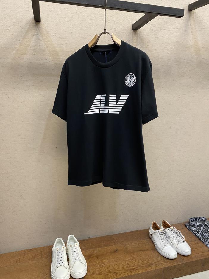 designer,replica,clothing,fake,1:1,lv,luxury,high quality LV 2025FW printed embroidered cotton half-sleeved T-shirt (CEAC) designer,replica,clothing,fake,1:1,lv,luxury,high quality LV 2025FW printed embroidered cotton half-sleeved T-shirt (CEAC)