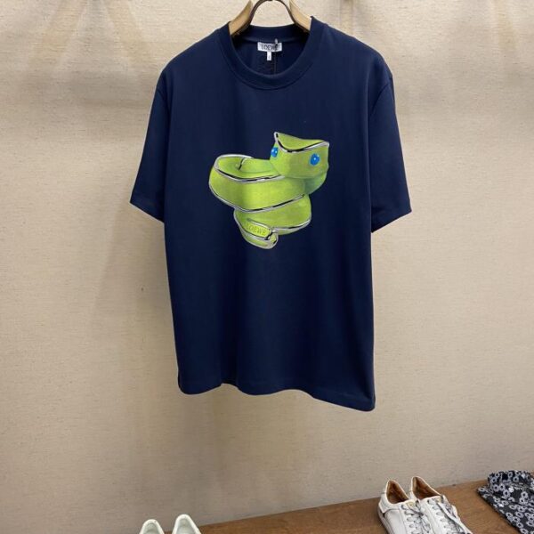 designer,replica,clothing,fake,1:1,lv,luxury,high quality Loewe 2025 New Year Limited Cute Snake Direct Print Printed Lightweight Cotton Jersey T-Shirt (D630)
