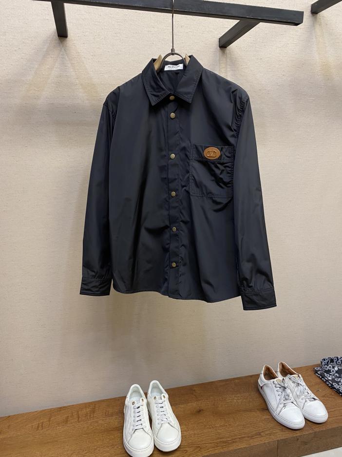 designer,replica,clothing,fake,1:1,lv,luxury,high quality VALENTINO Men’s VDETAIL nylon shirt jacket (21EA) designer,replica,clothing,fake,1:1,lv,luxury,high quality VALENTINO Men’s VDETAIL nylon shirt jacket (21EA)