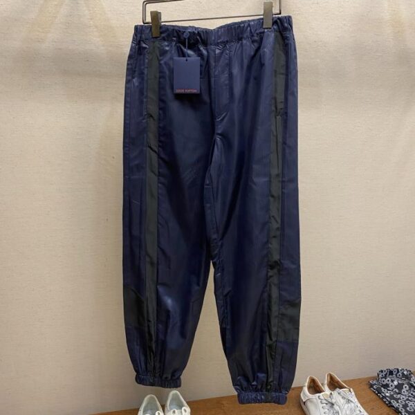 designer,replica,clothing,fake,1:1,lv,luxury,high quality Louis Vuitton men’s casual pants (D67F)
