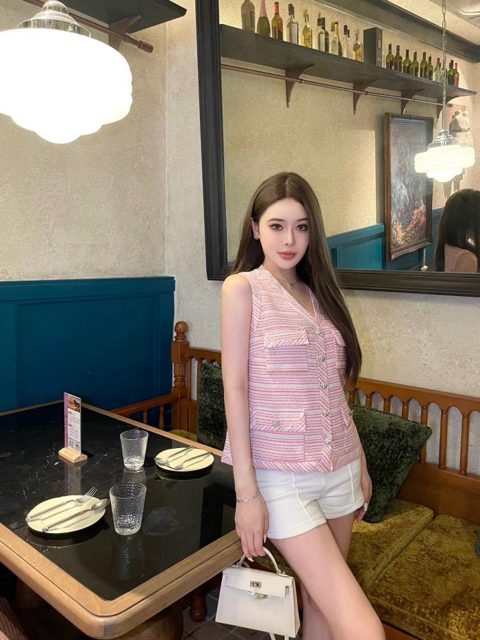 designer,replica,clothing,fake,1:1,lv,luxury,high quality Chanel customized vest (A65A) designer,replica,clothing,fake,1:1,lv,luxury,high quality Chanel customized vest (A65A)