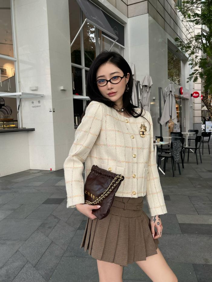 designer,replica,clothing,fake,1:1,lv,luxury,high quality Chanel custom gold woven woolen fabric (02EE) designer,replica,clothing,fake,1:1,lv,luxury,high quality Chanel custom gold woven woolen fabric (02EE)