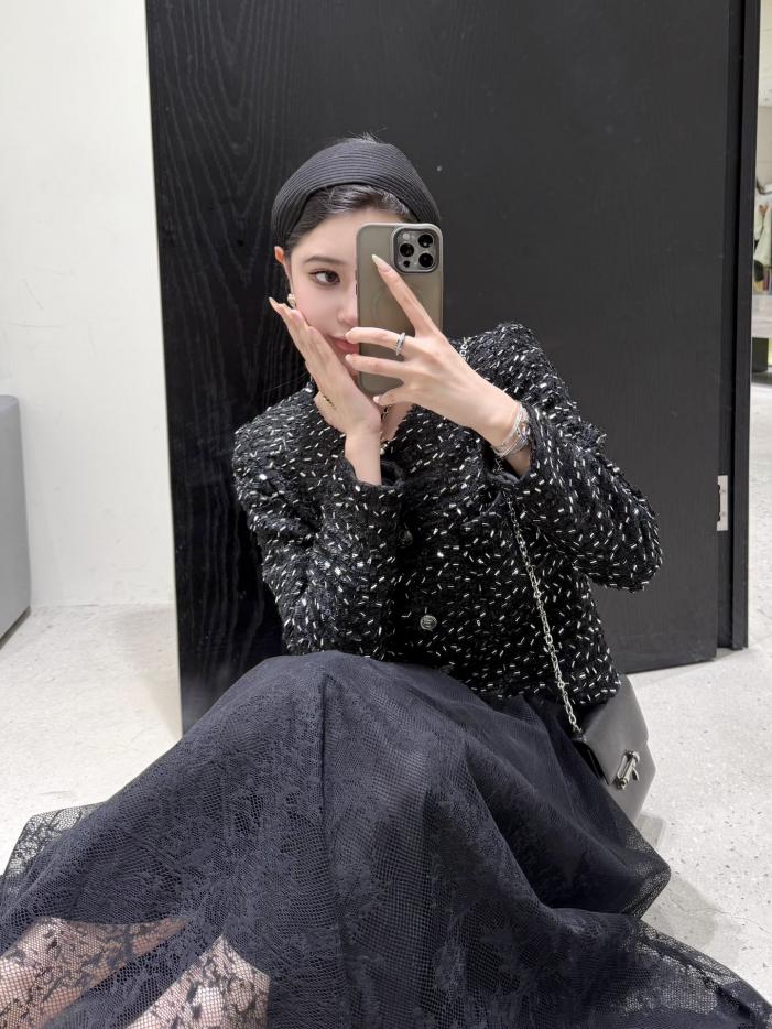 designer,replica,clothing,fake,1:1,lv,luxury,high quality Chanel’s latest counter style jacket original heavy beaded fabric (2DEB) designer,replica,clothing,fake,1:1,lv,luxury,high quality Chanel’s latest counter style jacket original heavy beaded fabric (2DEB)