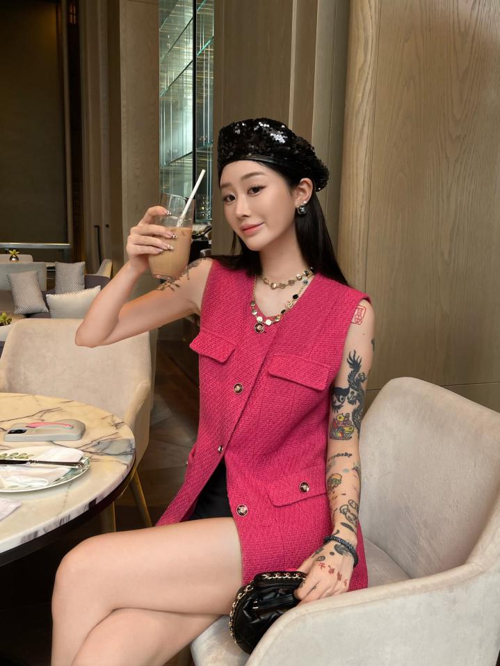 designer,replica,clothing,fake,1:1,lv,luxury,high quality Chanel two-piece dress and long vest (27BF) designer,replica,clothing,fake,1:1,lv,luxury,high quality Chanel two-piece dress and long vest (27BF)