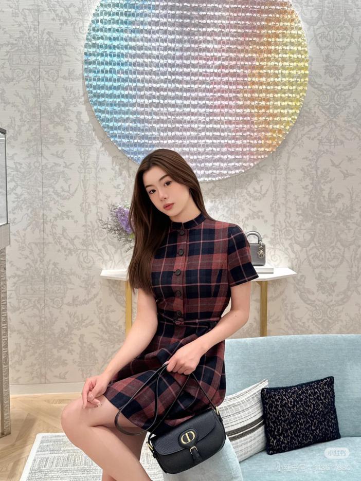 designer,replica,clothing,fake,1:1,lv,luxury,high quality Dior new early spring wool plaid stand collar dress (34E0) designer,replica,clothing,fake,1:1,lv,luxury,high quality Dior new early spring wool plaid stand collar dress (34E0)