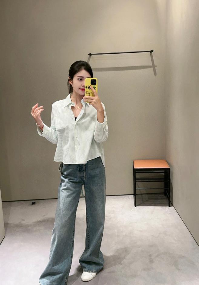designer,replica,clothing,fake,1:1,lv,luxury,high quality Loewe new early spring mint mambo green striped shirt top (884F) designer,replica,clothing,fake,1:1,lv,luxury,high quality Loewe new early spring mint mambo green striped shirt top (884F)