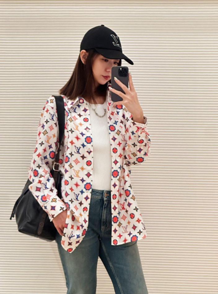 designer,replica,clothing,fake,1:1,lv,luxury,high quality Louis Vuitton early spring new classic MONOGRAM printed shirt (8817) designer,replica,clothing,fake,1:1,lv,luxury,high quality Louis Vuitton early spring new classic MONOGRAM printed shirt (8817)