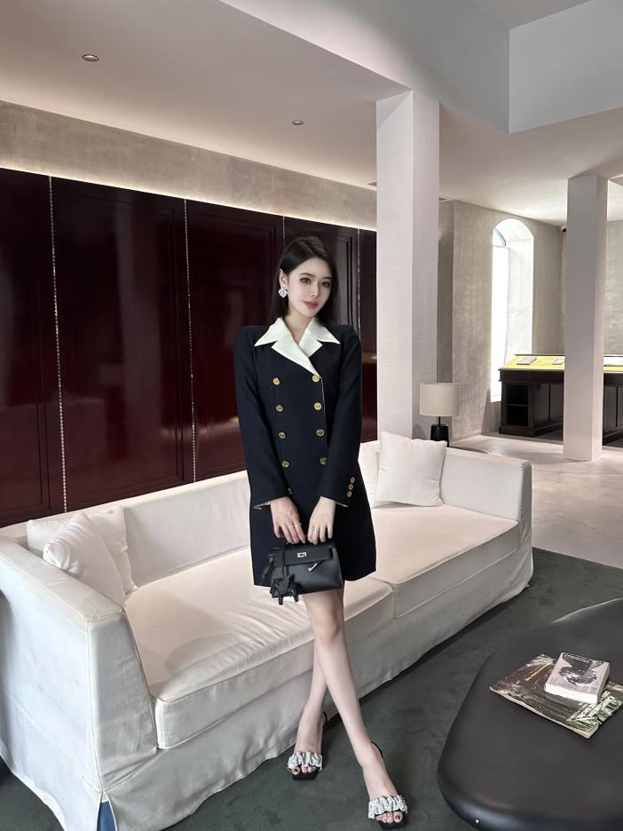 designer,replica,clothing,fake,1:1,lv,luxury,high quality Chanel show style high-end series suit skirt, huge version, good size: 36 38 40 (45CC) designer,replica,clothing,fake,1:1,lv,luxury,high quality Chanel show style high-end series suit skirt, huge version, good size: 36 38 40 (45CC)
