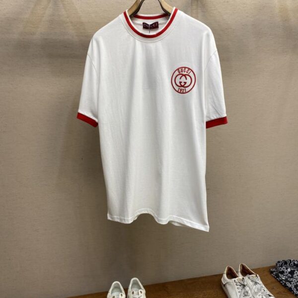 designer,replica,clothing,fake,1:1,lv,luxury,high quality Gucci’s new collection features interlocking double G