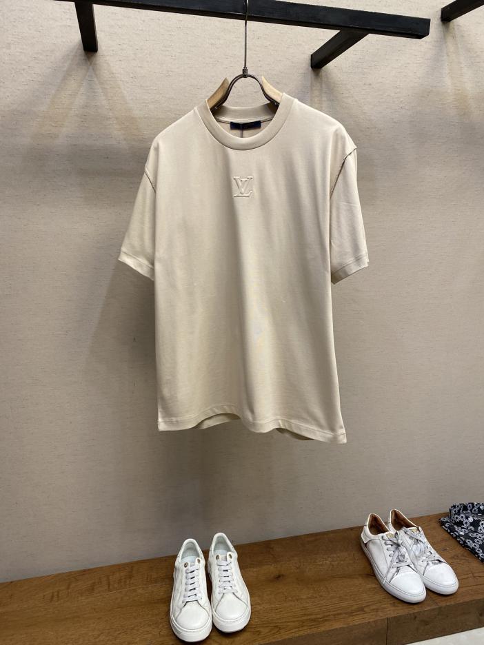 designer,replica,clothing,fake,1:1,lv,luxury,high quality Louis Vuitton New T-Shirt designer,replica,clothing,fake,1:1,lv,luxury,high quality Louis Vuitton New T-Shirt