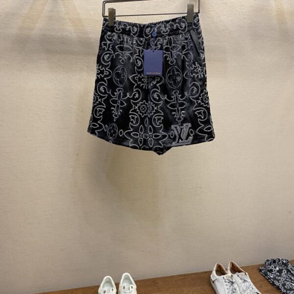 designer,replica,clothing,fake,1:1,lv,luxury,high quality Louis Vuitton Fei Dong’s new catwalk style