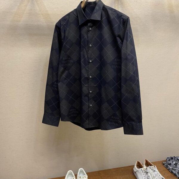designer,replica,clothing,fake,1:1,lv,luxury,high quality Louis Vuitton secret print flag plate long-sleeved casual business shirt