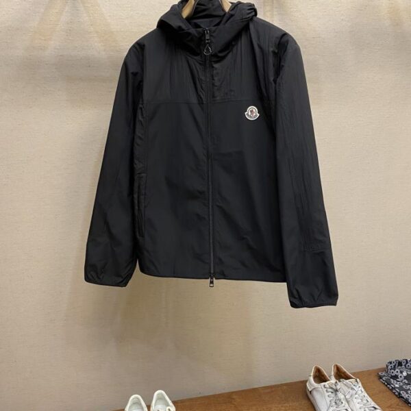 designer,replica,clothing,fake,1:1,lv,luxury,high quality Moncler new men’s casual custom coat jacket