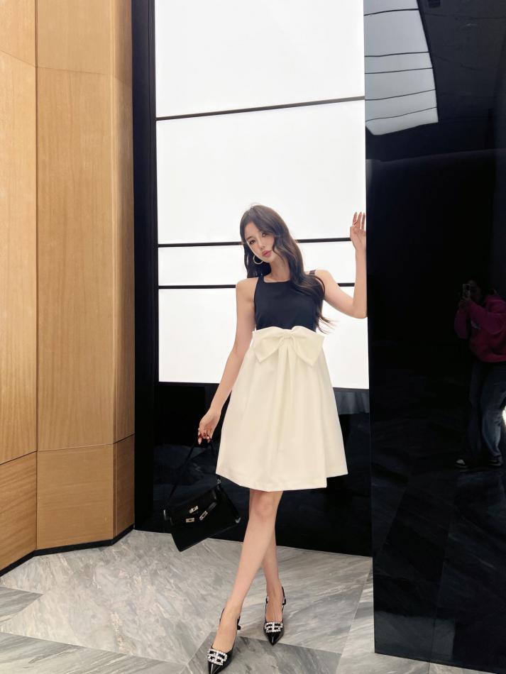 designer,replica,clothing,fake,1:1,lv,luxury,high quality Celine spring and summer new classic black and white contrast bow dress designer,replica,clothing,fake,1:1,lv,luxury,high quality Celine spring and summer new classic black and white contrast bow dress