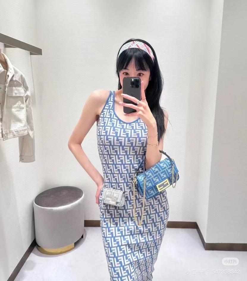 designer,replica,clothing,fake,1:1,lv,luxury,high quality Fendi new spring and summer new high-end double F jacquard slim vest dress designer,replica,clothing,fake,1:1,lv,luxury,high quality Fendi new spring and summer new high-end double F jacquard slim vest dress