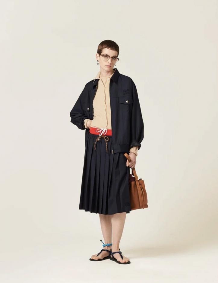 designer,replica,clothing,fake,1:1,lv,luxury,high quality Miu Miu new spring and summer preppy girly pleated mid-length skirt designer,replica,clothing,fake,1:1,lv,luxury,high quality Miu Miu new spring and summer preppy girly pleated mid-length skirt