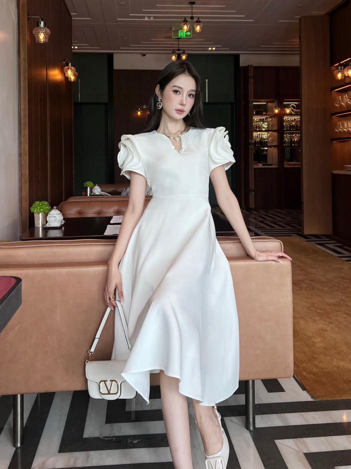 designer,replica,clothing,fake,1:1,lv,luxury,high quality Valentino spring and summer new three-dimensional rose decorated short-sleeved dress designer,replica,clothing,fake,1:1,lv,luxury,high quality Valentino spring and summer new three-dimensional rose decorated short-sleeved dress