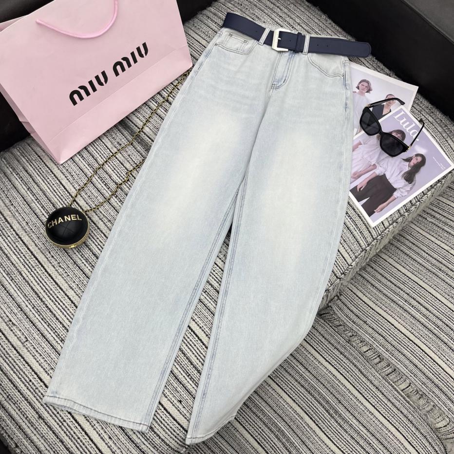 designer,replica,clothing,fake,1:1,lv,luxury,high quality Early spring and summer series Miu Miu new lace pocket letter embossed sickle jeans designer,replica,clothing,fake,1:1,lv,luxury,high quality Early spring and summer series Miu Miu new lace pocket letter embossed sickle jeans