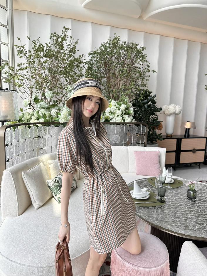 designer,replica,clothing,fake,1:1,lv,luxury,high quality Miu Miu plaid short-sleeved dress designer,replica,clothing,fake,1:1,lv,luxury,high quality Miu Miu plaid short-sleeved dress