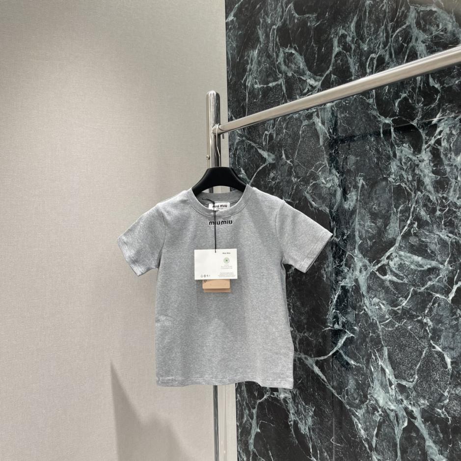 designer,replica,clothing,fake,1:1,lv,luxury,high quality Miu Miu new round neck short-sleeved T-shirt designer,replica,clothing,fake,1:1,lv,luxury,high quality Miu Miu new round neck short-sleeved T-shirt
