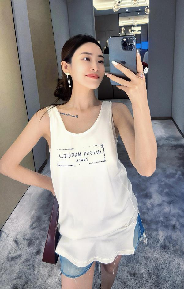 designer,replica,clothing,fake,1:1,lv,luxury,high quality Maison Margiela new spring and summer micro-label printed vest designer,replica,clothing,fake,1:1,lv,luxury,high quality Maison Margiela new spring and summer micro-label printed vest