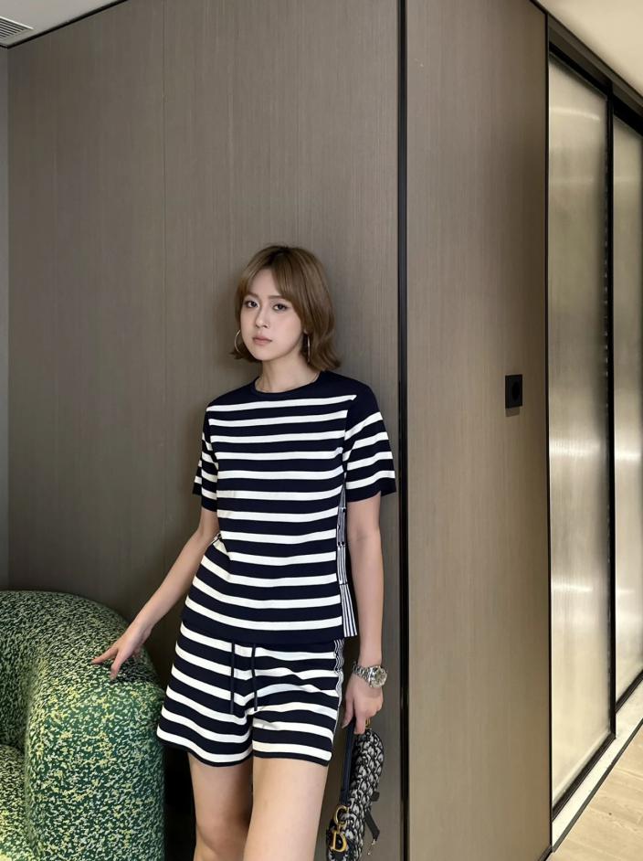 designer,replica,clothing,fake,1:1,lv,luxury,high quality Dior new summer striped knitted short sleeves designer,replica,clothing,fake,1:1,lv,luxury,high quality Dior new summer striped knitted short sleeves