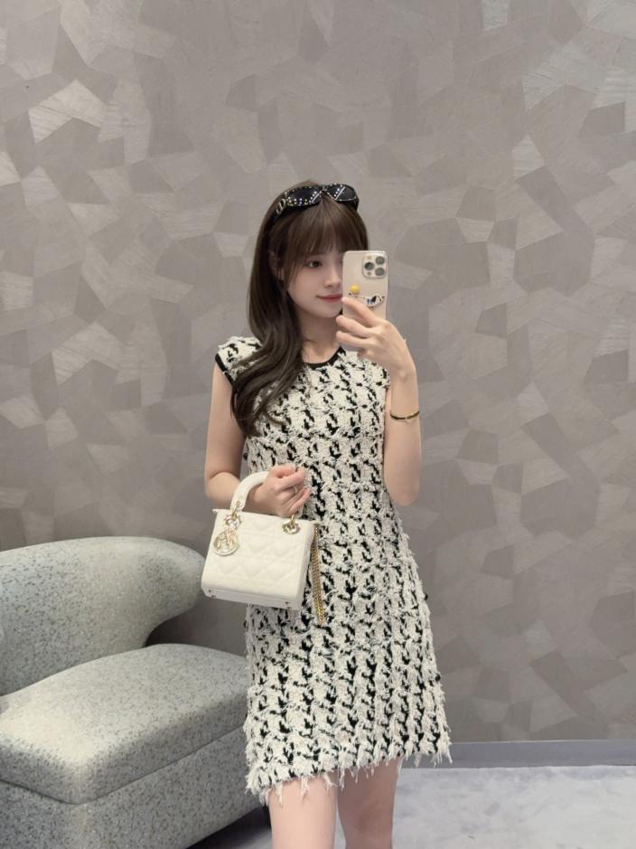 designer,replica,clothing,fake,1:1,lv,luxury,high quality Dior new summer black and white houndstooth sundress designer,replica,clothing,fake,1:1,lv,luxury,high quality Dior new summer black and white houndstooth sundress