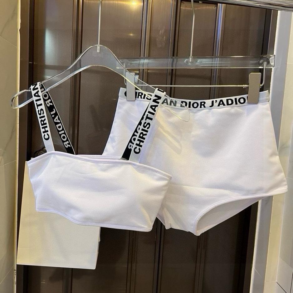 designer,replica,clothing,fake,1:1,lv,luxury,high quality Dior split swimsuit top is super cool designer,replica,clothing,fake,1:1,lv,luxury,high quality Dior split swimsuit top is super cool