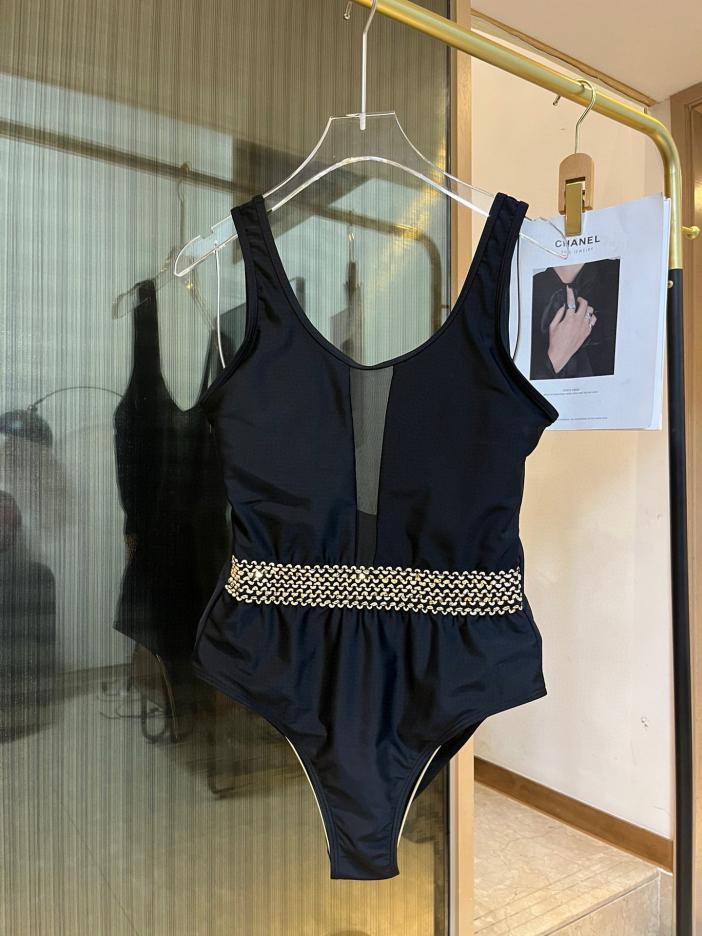 designer,replica,clothing,fake,1:1,lv,luxury,high quality Versace’s latest beach series one-piece swimsuit designer,replica,clothing,fake,1:1,lv,luxury,high quality Versace’s latest beach series one-piece swimsuit