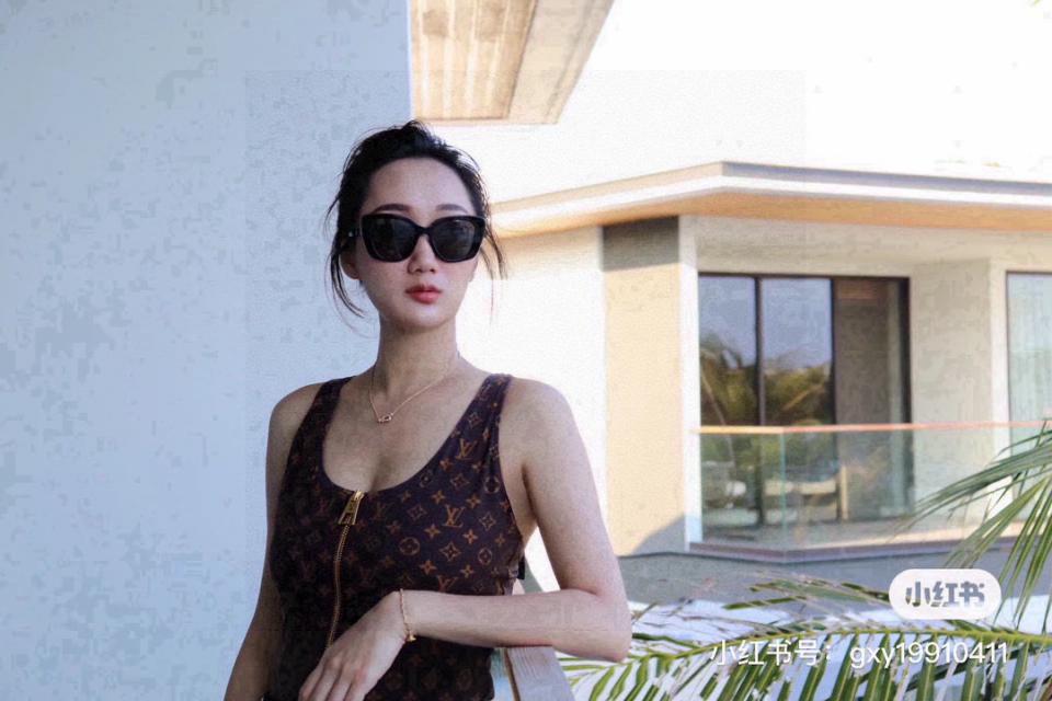designer,replica,clothing,fake,1:1,lv,luxury,high quality Louis Vuitton new one-piece swimsuit designer,replica,clothing,fake,1:1,lv,luxury,high quality Louis Vuitton new one-piece swimsuit