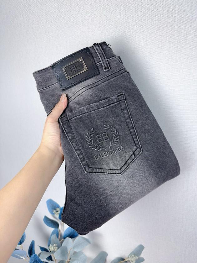 designer,replica,clothing,fake,1:1,lv,luxury,high quality Balenciaga high fashion jeans designer,replica,clothing,fake,1:1,lv,luxury,high quality Balenciaga high fashion jeans
