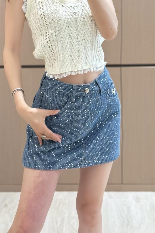 designer,replica,clothing,fake,1:1,lv,luxury,high quality Chanel new sequined tweed small A skirt (929D) designer,replica,clothing,fake,1:1,lv,luxury,high quality Chanel new sequined tweed small A skirt (929D)
