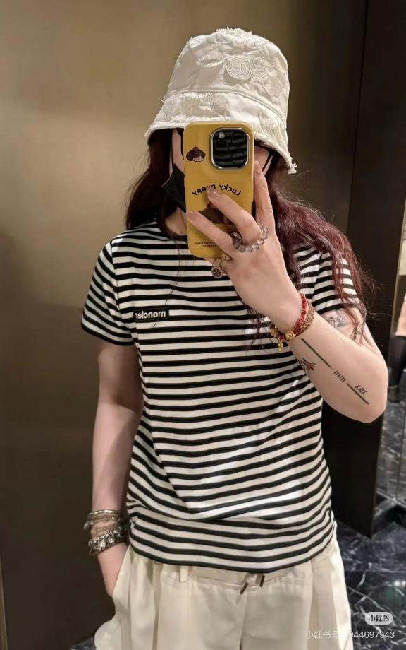 designer,replica,clothing,fake,1:1,lv,luxury,high quality Moncler new striped short-sleeved T-shirt (90F8) designer,replica,clothing,fake,1:1,lv,luxury,high quality Moncler new striped short-sleeved T-shirt (90F8)