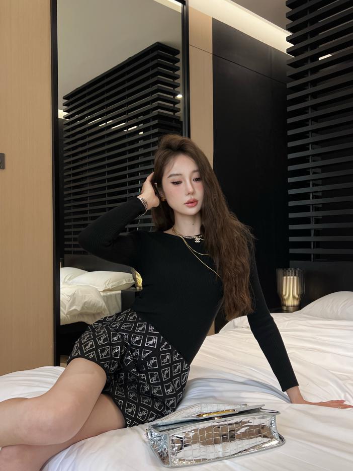 designer,replica,clothing,fake,1:1,lv,luxury,high quality SLP spring and summer latest style logo hot diamond craft shorts 🖤(FC83) designer,replica,clothing,fake,1:1,lv,luxury,high quality SLP spring and summer latest style logo hot diamond craft shorts 🖤(FC83)