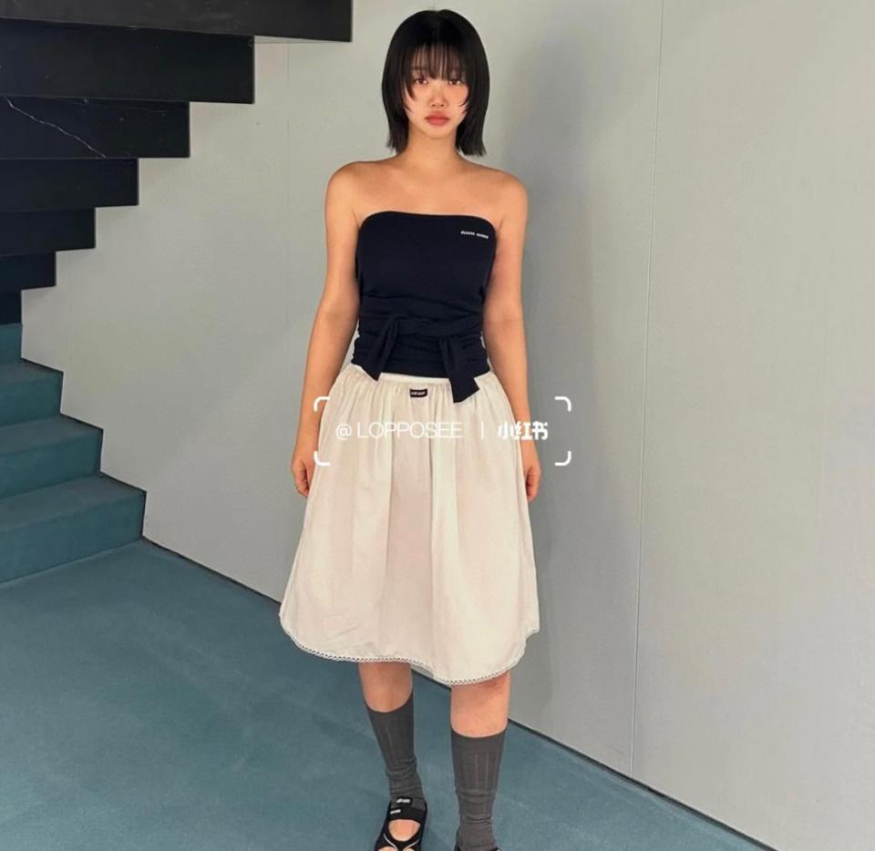 designer,replica,clothing,fake,1:1,lv,luxury,high quality Miu Miu new lace short-sleeved shirt➕skirt suit is out (3EDC) designer,replica,clothing,fake,1:1,lv,luxury,high quality Miu Miu new lace short-sleeved shirt➕skirt suit is out (3EDC)