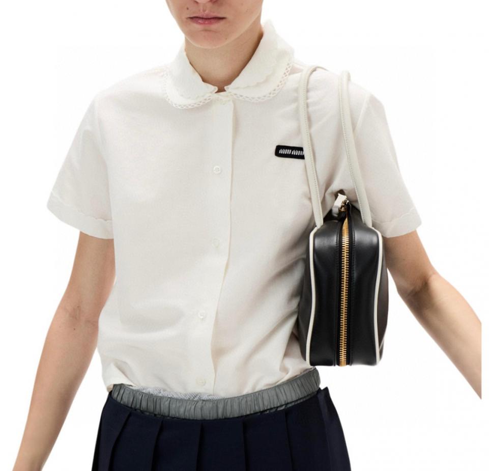 designer,replica,clothing,fake,1:1,lv,luxury,high quality Miu Miu new lace short-sleeved shirt➕skirt suit is out (774D) designer,replica,clothing,fake,1:1,lv,luxury,high quality Miu Miu new lace short-sleeved shirt➕skirt suit is out (774D)