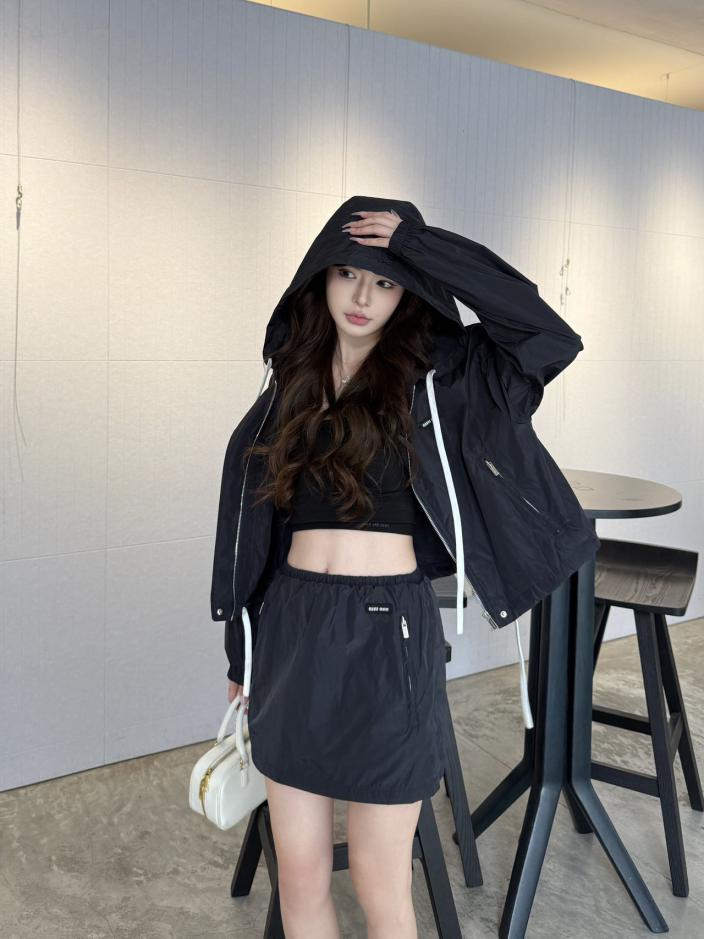 designer,replica,clothing,fake,1:1,lv,luxury,high quality Miu Miu sun protection nylon jacket (BC1C) designer,replica,clothing,fake,1:1,lv,luxury,high quality Miu Miu sun protection nylon jacket (BC1C)