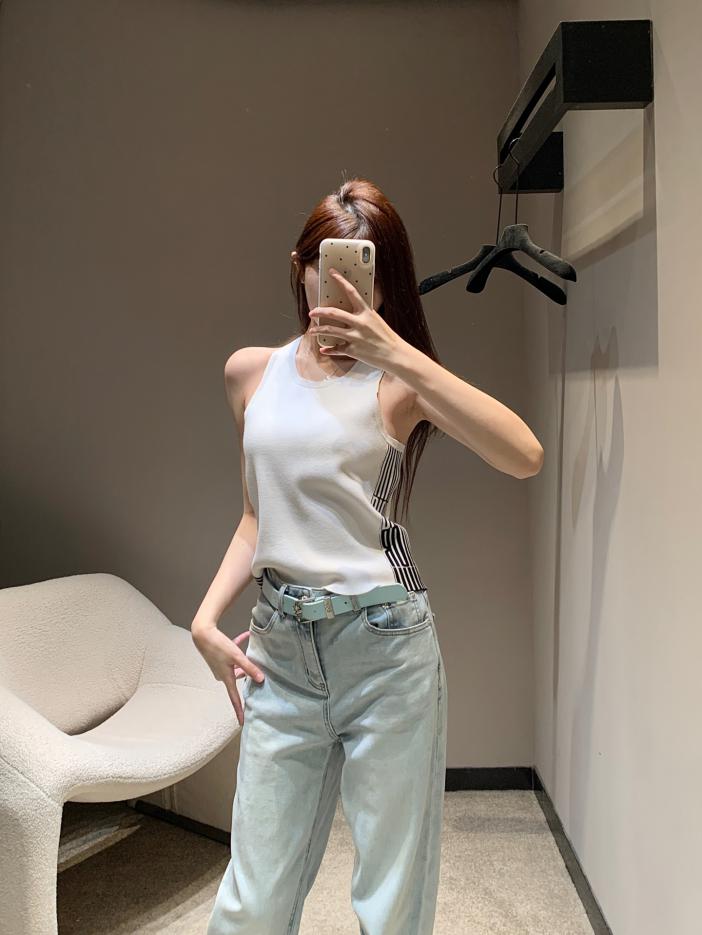 designer,replica,clothing,fake,1:1,lv,luxury,high quality Dior new spring and summer knitted vest top (5111) designer,replica,clothing,fake,1:1,lv,luxury,high quality Dior new spring and summer knitted vest top (5111)