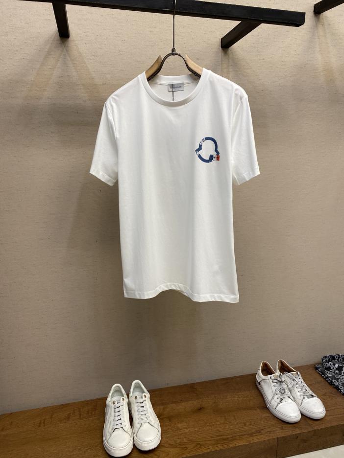 designer,replica,clothing,fake,1:1,lv,luxury,high quality Moncler new printed logo new short sleeves designer,replica,clothing,fake,1:1,lv,luxury,high quality Moncler new printed logo new short sleeves