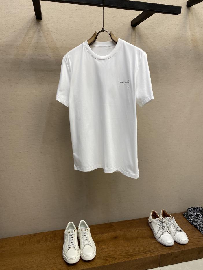 designer,replica,clothing,fake,1:1,lv,luxury,high quality MM6 New Printed Logo New Short Sleeve designer,replica,clothing,fake,1:1,lv,luxury,high quality MM6 New Printed Logo New Short Sleeve