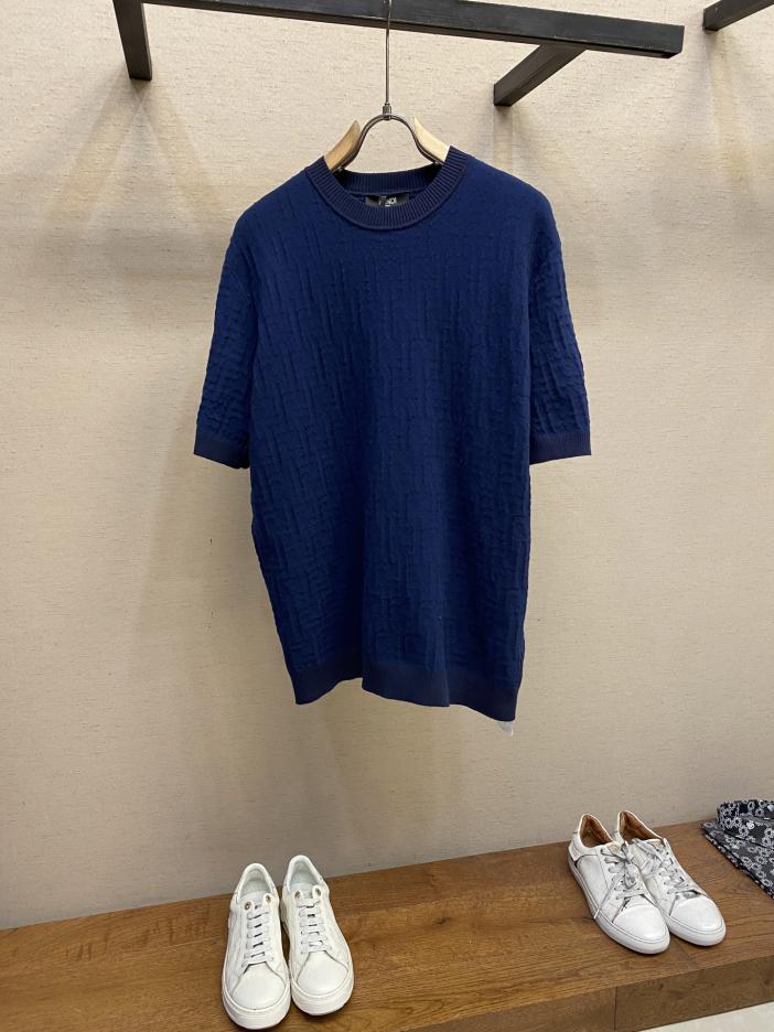 designer,replica,clothing,fake,1:1,lv,luxury,high quality Fendi off-white cotton double F Sellerid jumper designer,replica,clothing,fake,1:1,lv,luxury,high quality Fendi off-white cotton double F Sellerid jumper