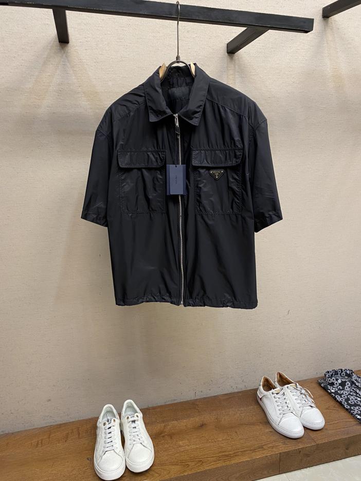designer,replica,clothing,fake,1:1,lv,luxury,high quality Prada minimal sleeve shirt designer,replica,clothing,fake,1:1,lv,luxury,high quality Prada minimal sleeve shirt