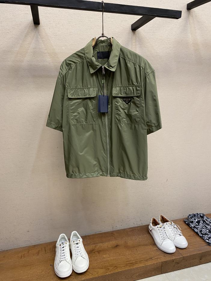 designer,replica,clothing,fake,1:1,lv,luxury,high quality Prada minimal sleeve shirt designer,replica,clothing,fake,1:1,lv,luxury,high quality Prada minimal sleeve shirt
