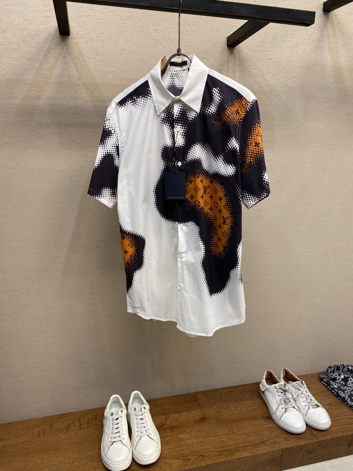 designer,replica,clothing,fake,1:1,lv,luxury,high quality Louis Vuitton MONOGRAM interesting shirt with color printing technology designer,replica,clothing,fake,1:1,lv,luxury,high quality Louis Vuitton MONOGRAM interesting shirt with color printing technology